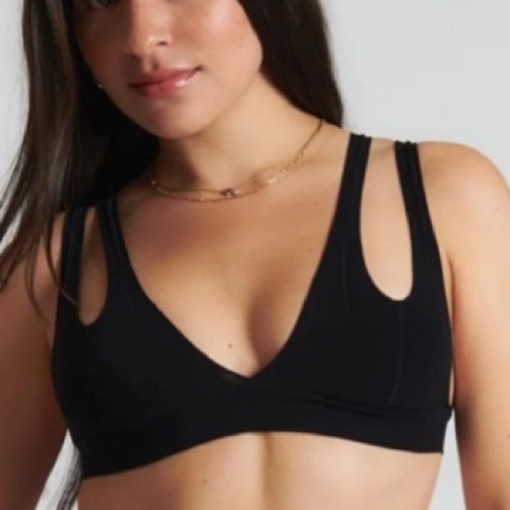 Nuudii Tee System Black 12-Way Convertible Bralette Bra Natural Lift
